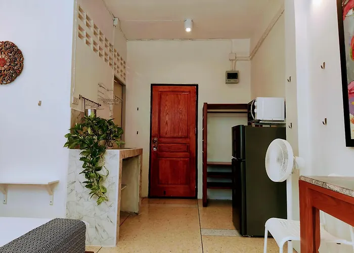 Appartement Lumphini 5 Train Station Center Ensuite Aircon *
